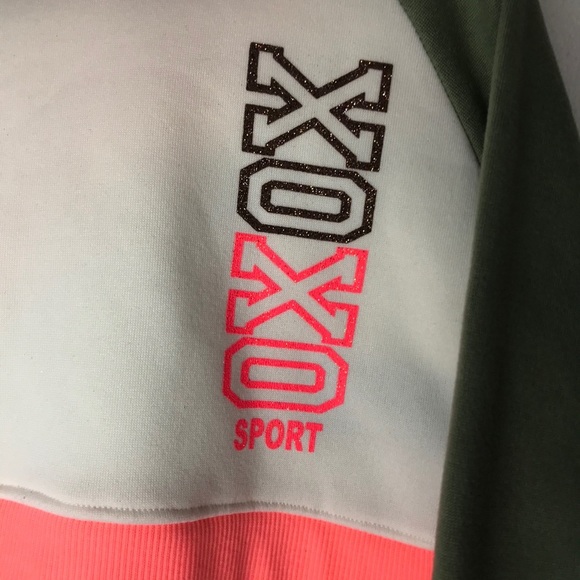 NWT XOXO Sport 3 Piece Sparkly Camouflage Outfit - Picture 5 of 13